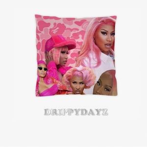 Custom Pillows 💋🛍️